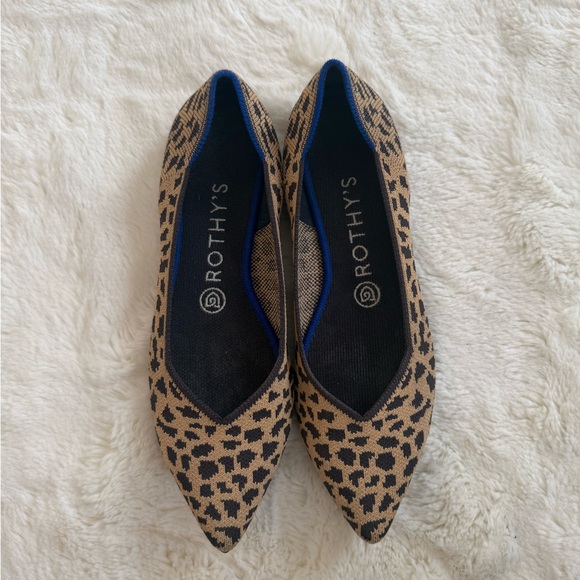 Rothy's Shoes - ROTHY'S THE POINT ANIMAL PRINT KNIT POINTED TOE FLATS SIZE 8